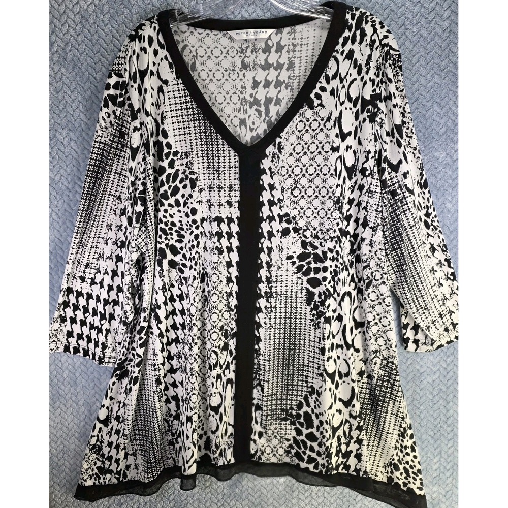Peter Nygard Black & White Geo Print Pullover V-Neck Size 3X Stretchy